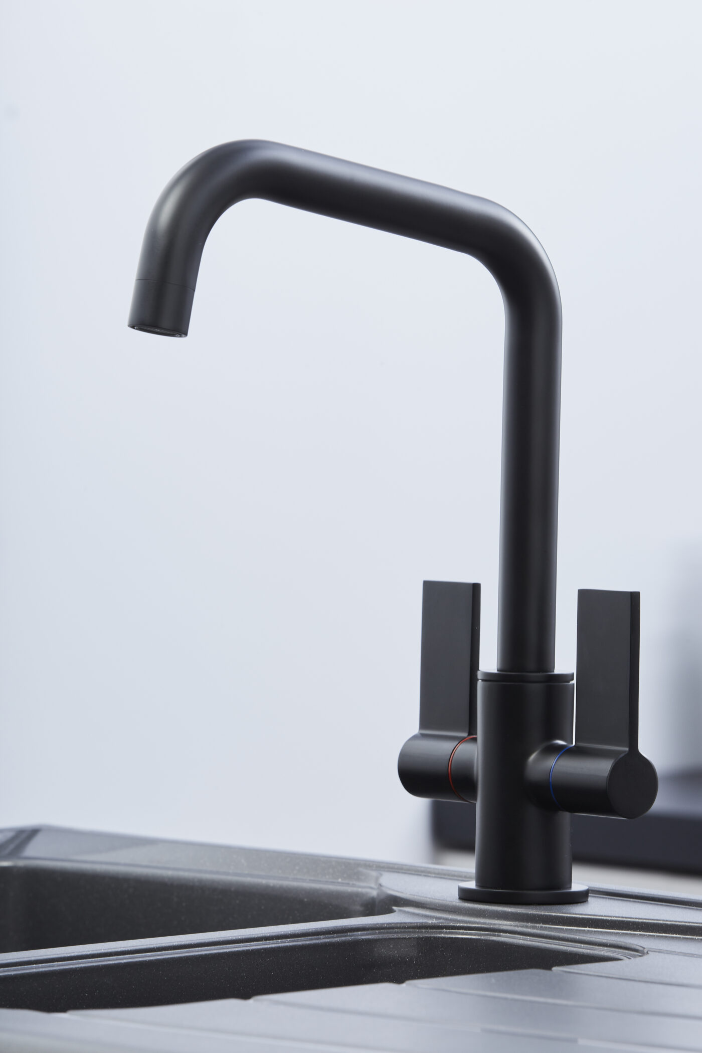 Monza Kitchen Tap - Matt Black - Image 2