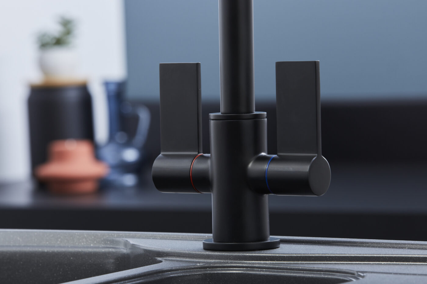 Monza Kitchen Tap - Matt Black - Image 4