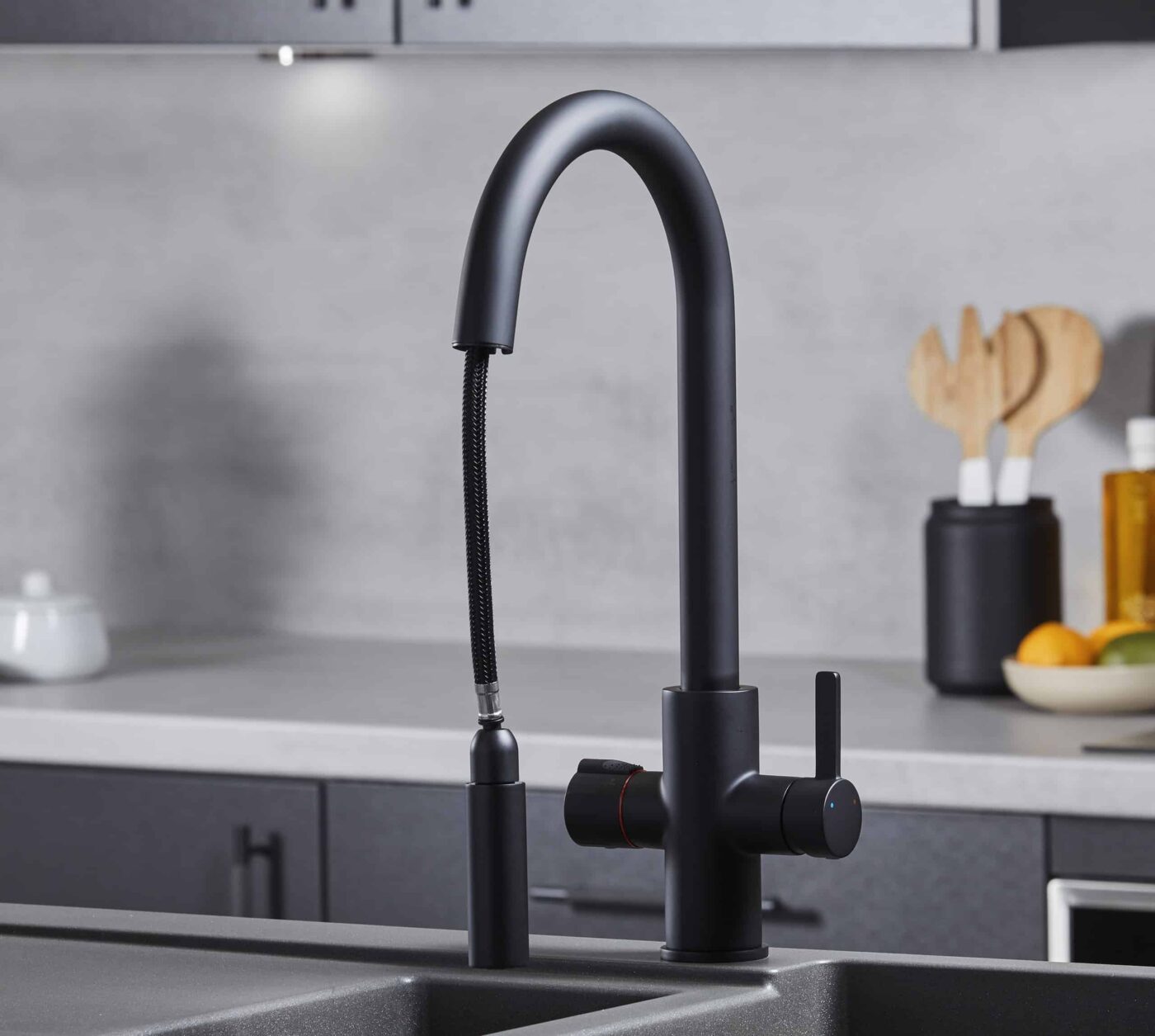 Roma Swan Neck 4-in-1 Pull Out Boiling Tap - Matt Black - Image 3