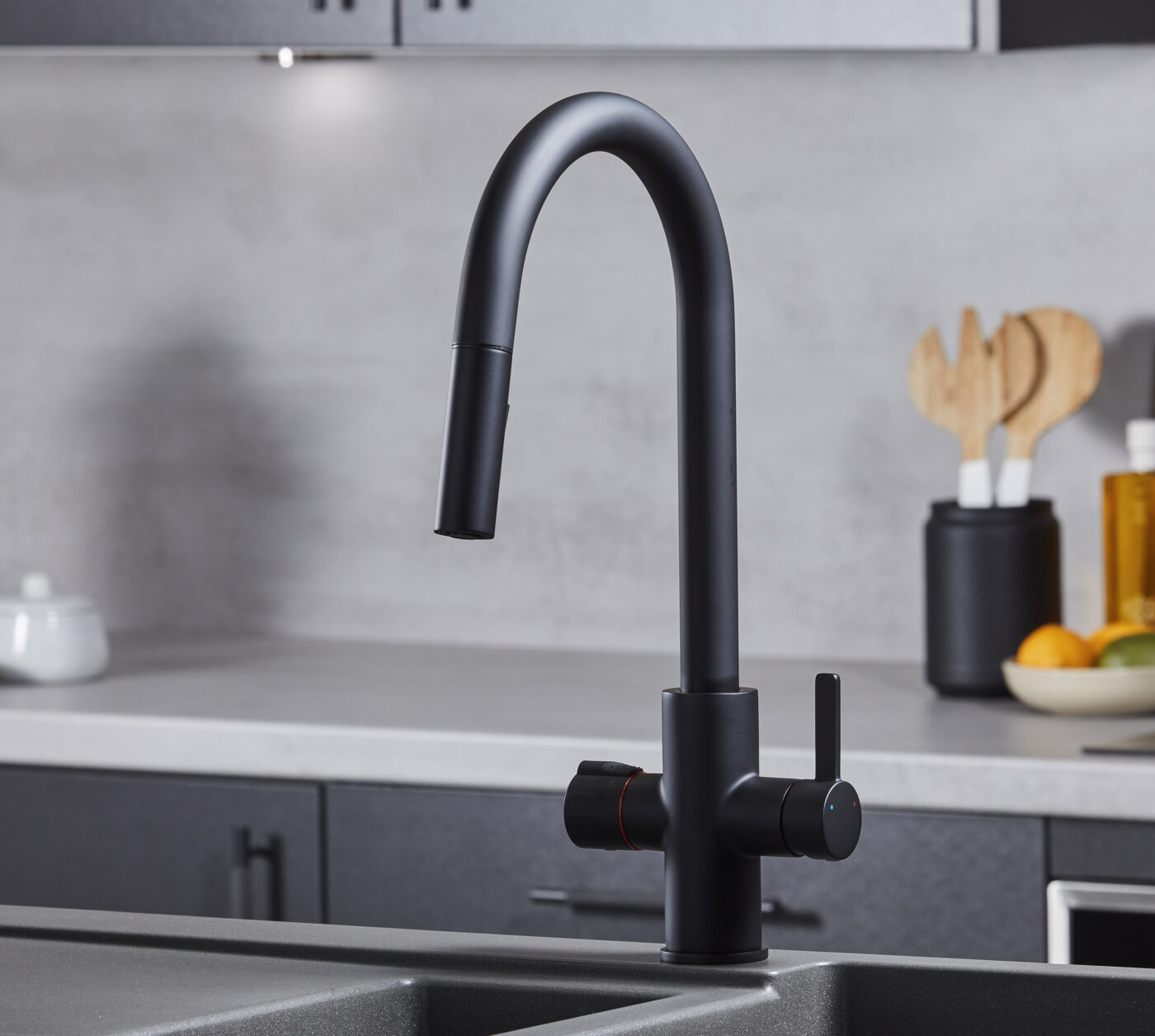 Roma Swan Neck 4-in-1 Pull Out Boiling Tap - Matt Black