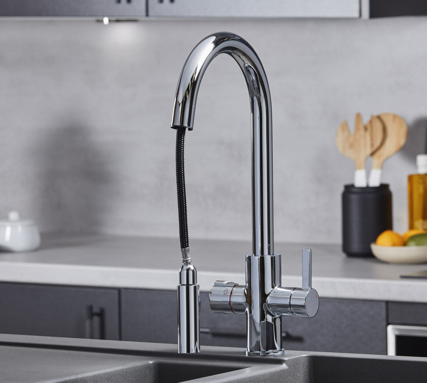 Roma Swan Neck 4-in-1 Pull Out Boiling Tap - Chrome - Image 3