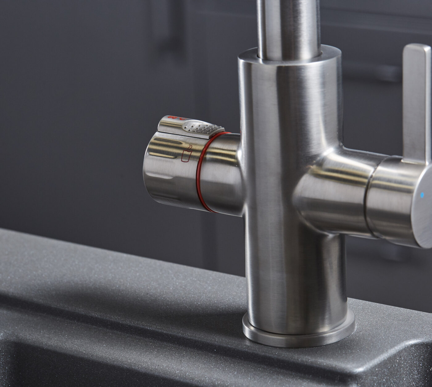 Roma Swan Neck 4-in-1 Pull Out Boiling Tap - Brushed Nickel - Image 6